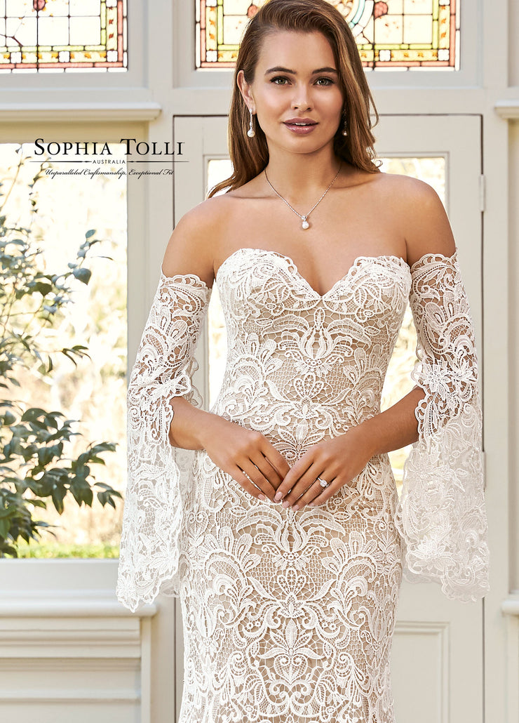 SOPHIA TOLLI Y11951-Gemini Bridal Prom Tuxedo Centre