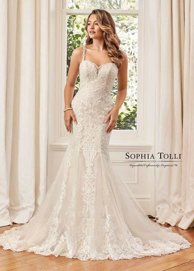 SOPHIA TOLLI Y11956-Gemini Bridal Prom Tuxedo Centre