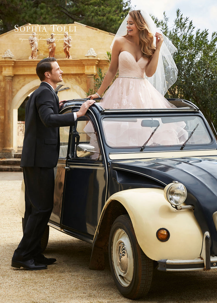 SOPHIA TOLLI Y11958-Gemini Bridal Prom Tuxedo Centre