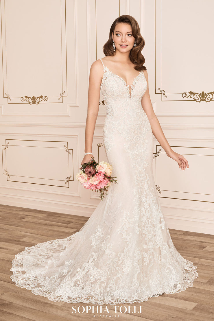 SOPHIA TOLLI Y12012-Gemini Bridal Prom Tuxedo Centre