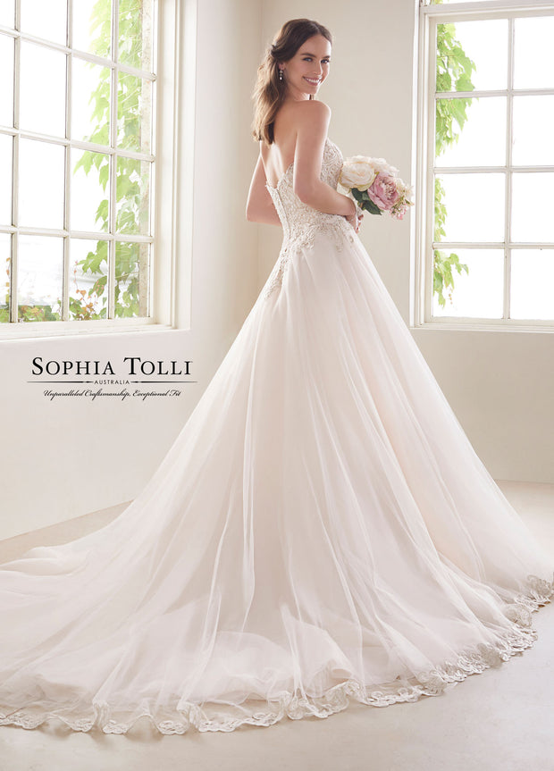 SOPHIA TOLLI Y21816-Gemini Bridal Prom Tuxedo Centre