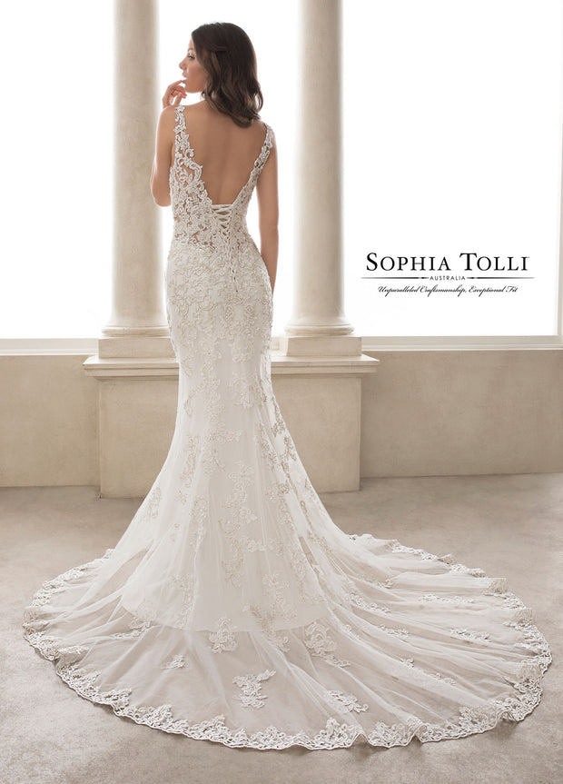 SOPHIA TOLLI Y21817-Gemini Bridal Prom Tuxedo Centre