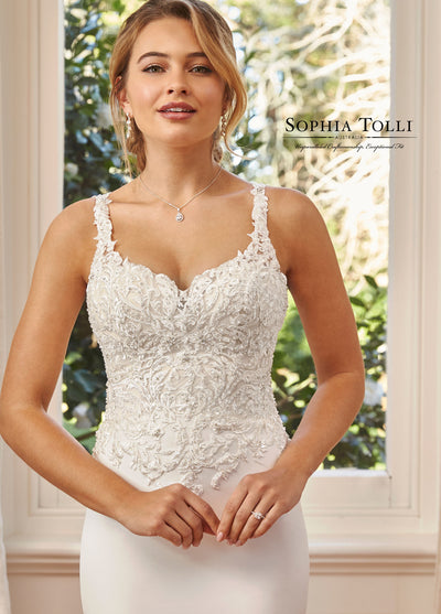 SOPHIA TOLLI Y11941B-Gemini Bridal Prom Tuxedo Centre