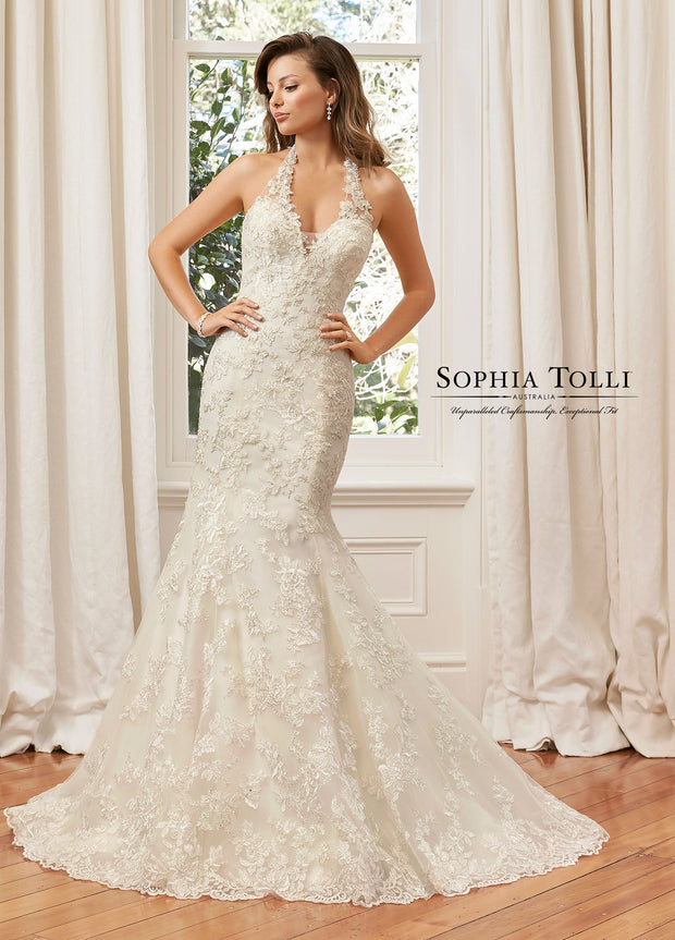 SOPHIA TOLLI Y11942-Gemini Bridal Prom Tuxedo Centre