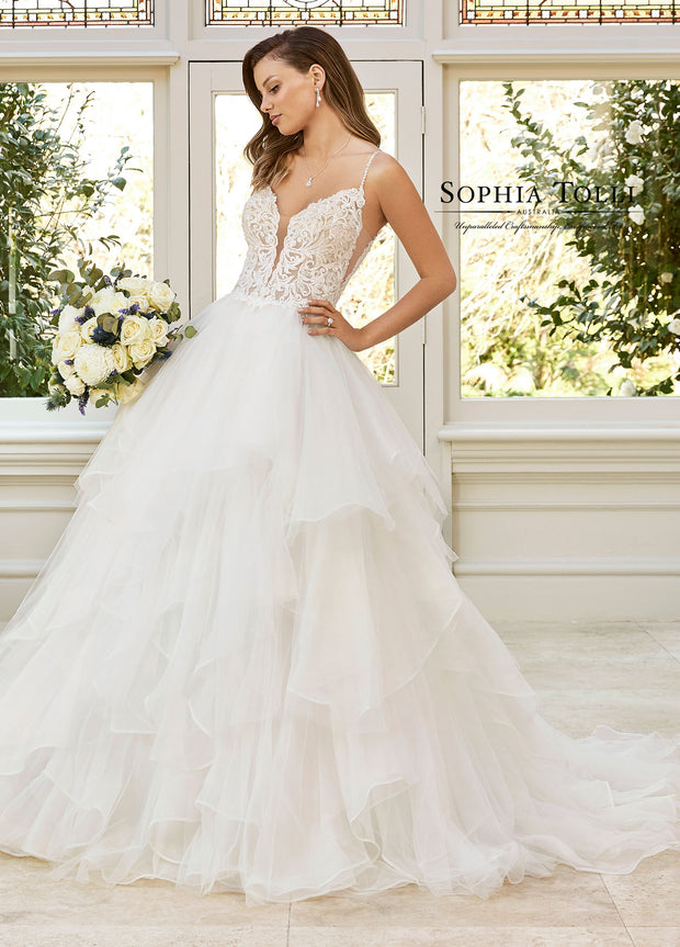 SOPHIA TOLLI Y11952-Gemini Bridal Prom Tuxedo Centre