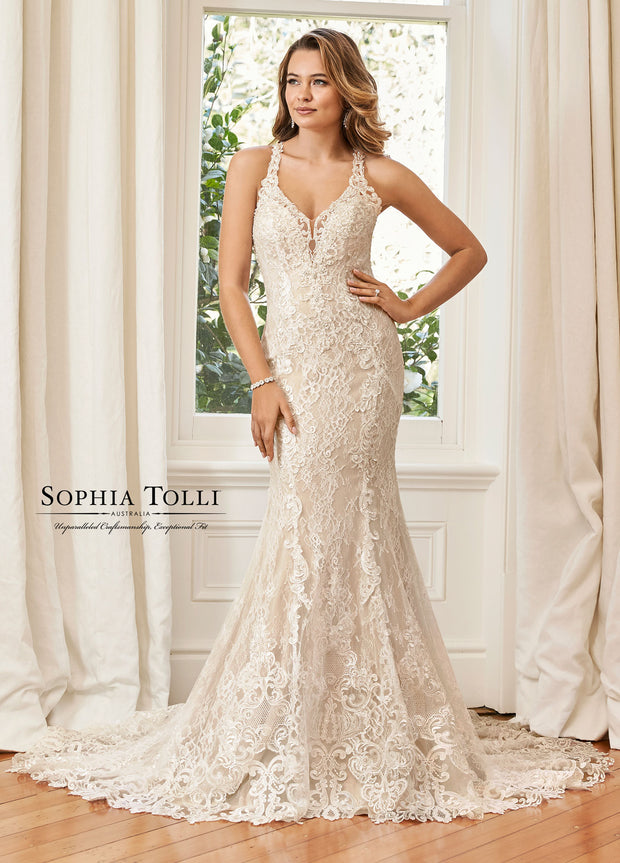 SOPHIA TOLLI Y11944-Gemini Bridal Prom Tuxedo Centre