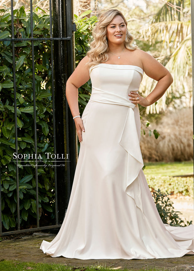 SOPHIA TOLLI Y11955-Gemini Bridal Prom Tuxedo Centre